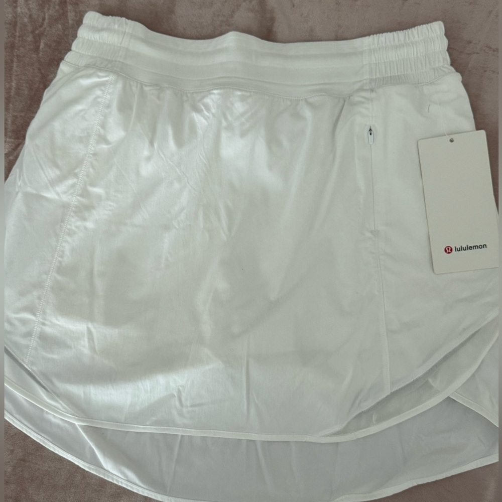 lululemon white athletic skirt with tag